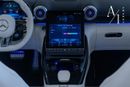 مرسيدس بنز SL 43 AMG 2023 Mercedes Benz SL43 AMG Roadster Maybach Edition, Warranty, Full Options, Very Low Kms