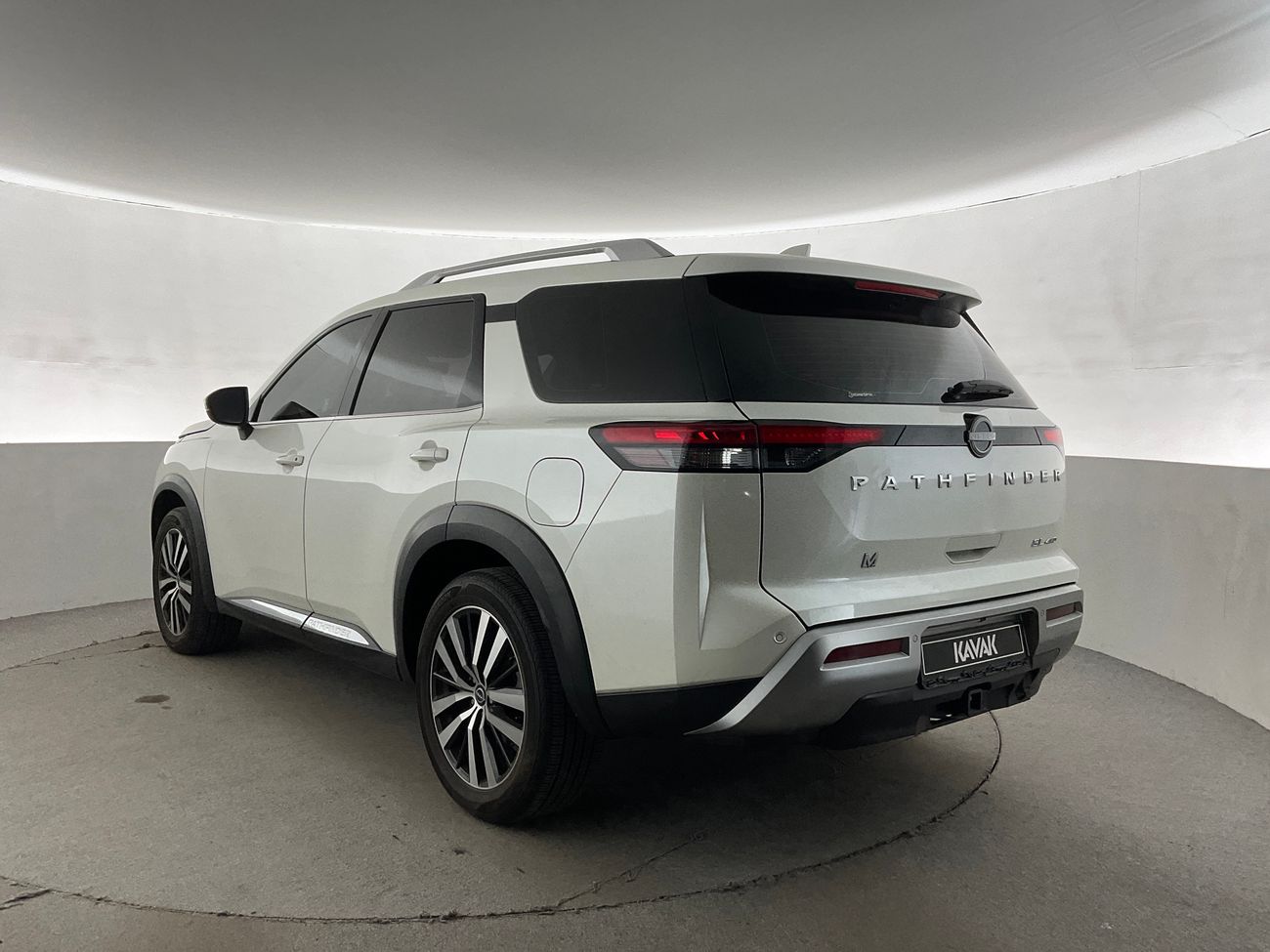 Nissan Pathfinder SL | National Day Celebration | Guaranteed Warranty | 0 Down Payment