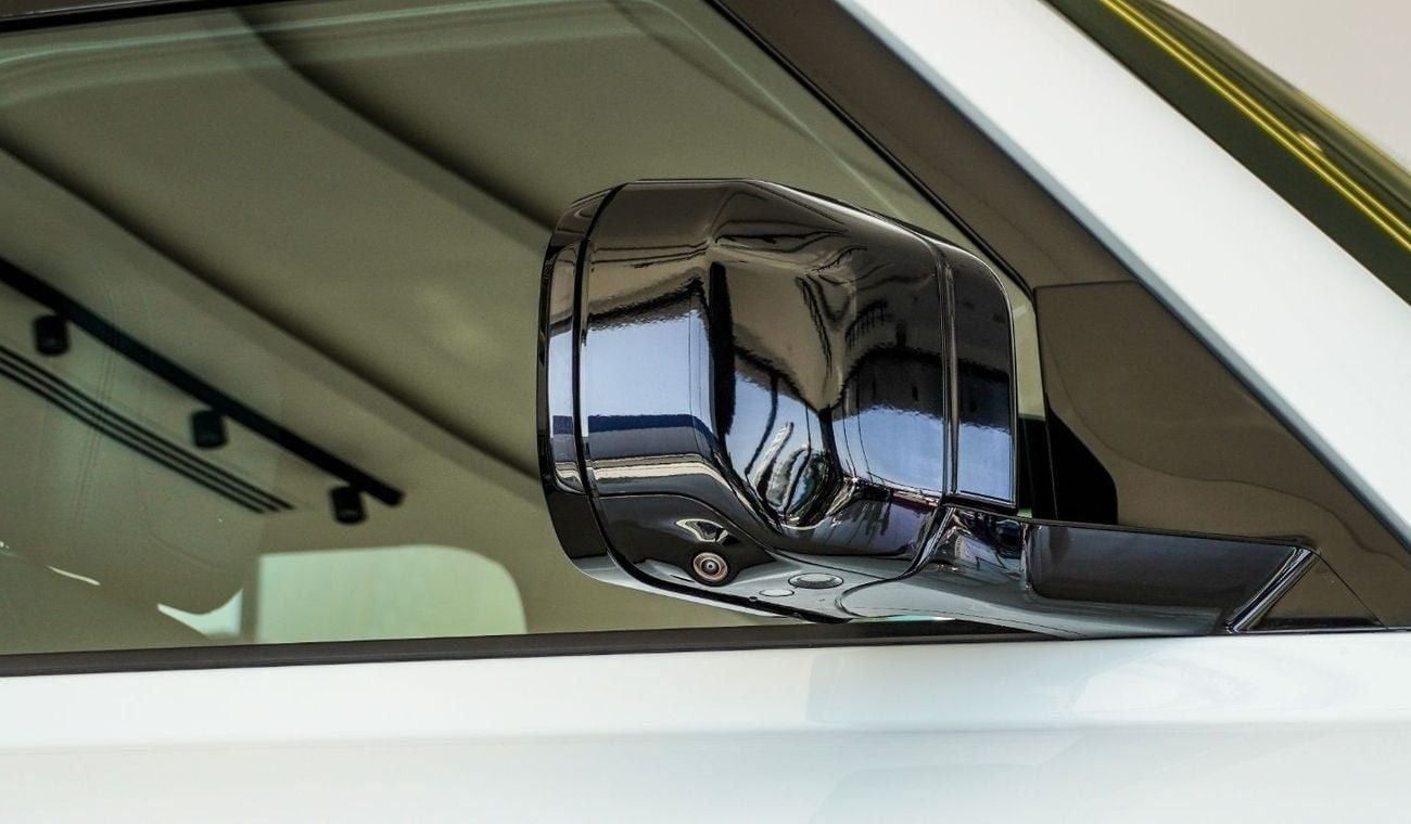 لاند روفر ديفندر | Black Pack Edition - 7seats - 2024 - 3 Years Warranty