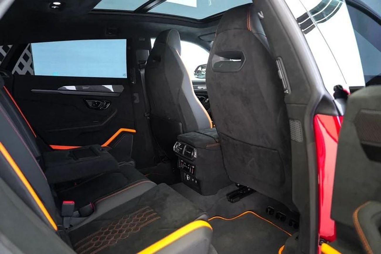 لامبورغيني اوروس PERFORMANTE 4.0T V8