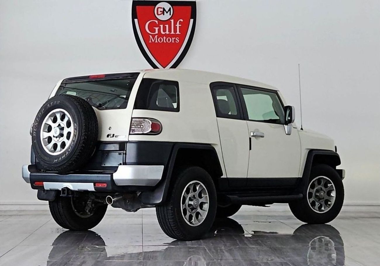 Toyota FJ Cruiser V6 4.0L-6CYL SUPERCHARGED EXCELLENT CONDITION