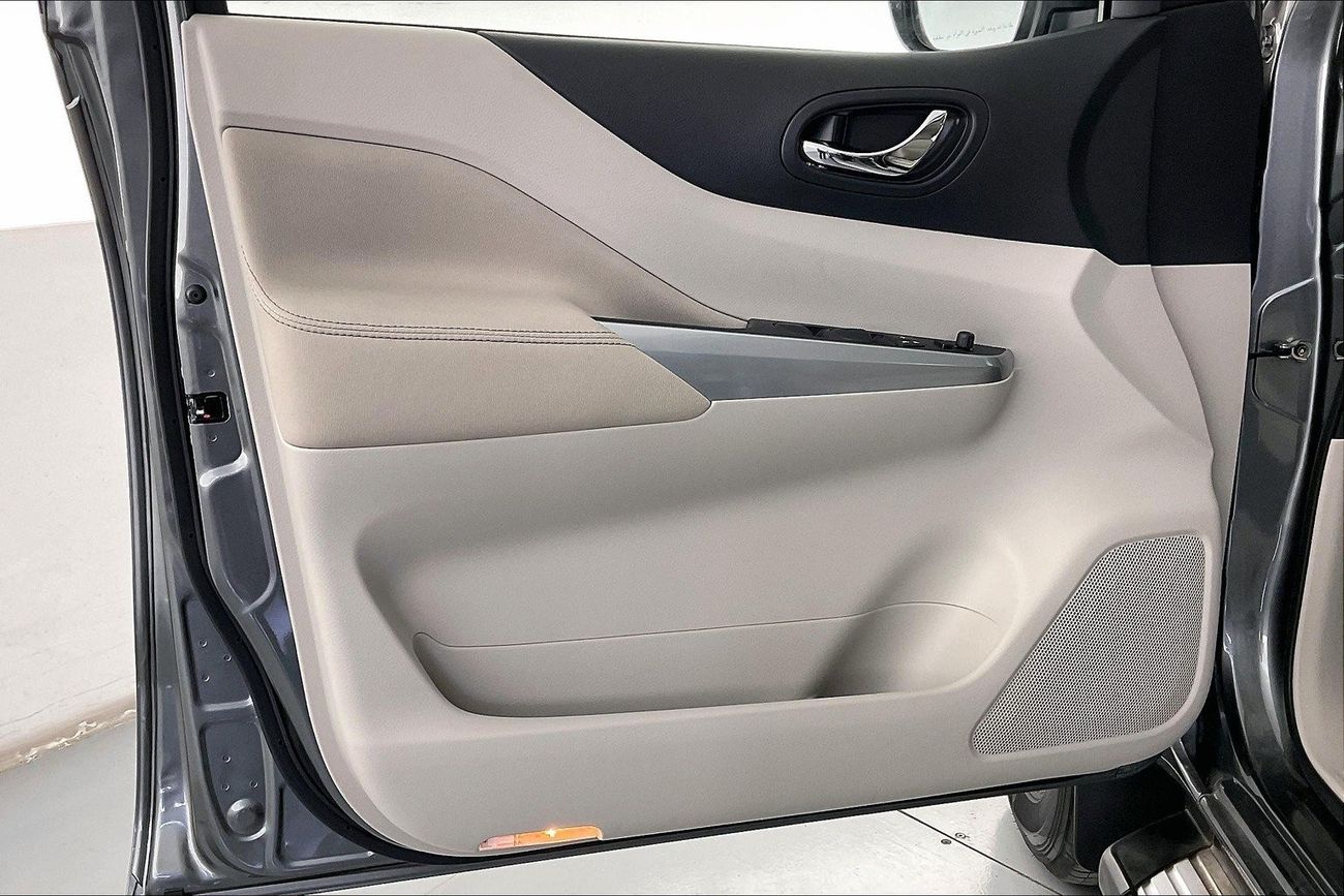 نيسان إكستيرا Titanium | ضمان مجاني لمدة عام | 0 دفعة أولى