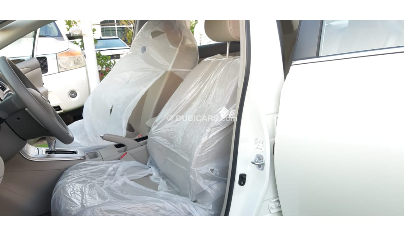 Nissan Sentra Gulf - agency condition - white paint inside beige in excellent condition, you do not need any expen