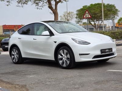 Tesla Model Y LONG RANGE AWD GCC
