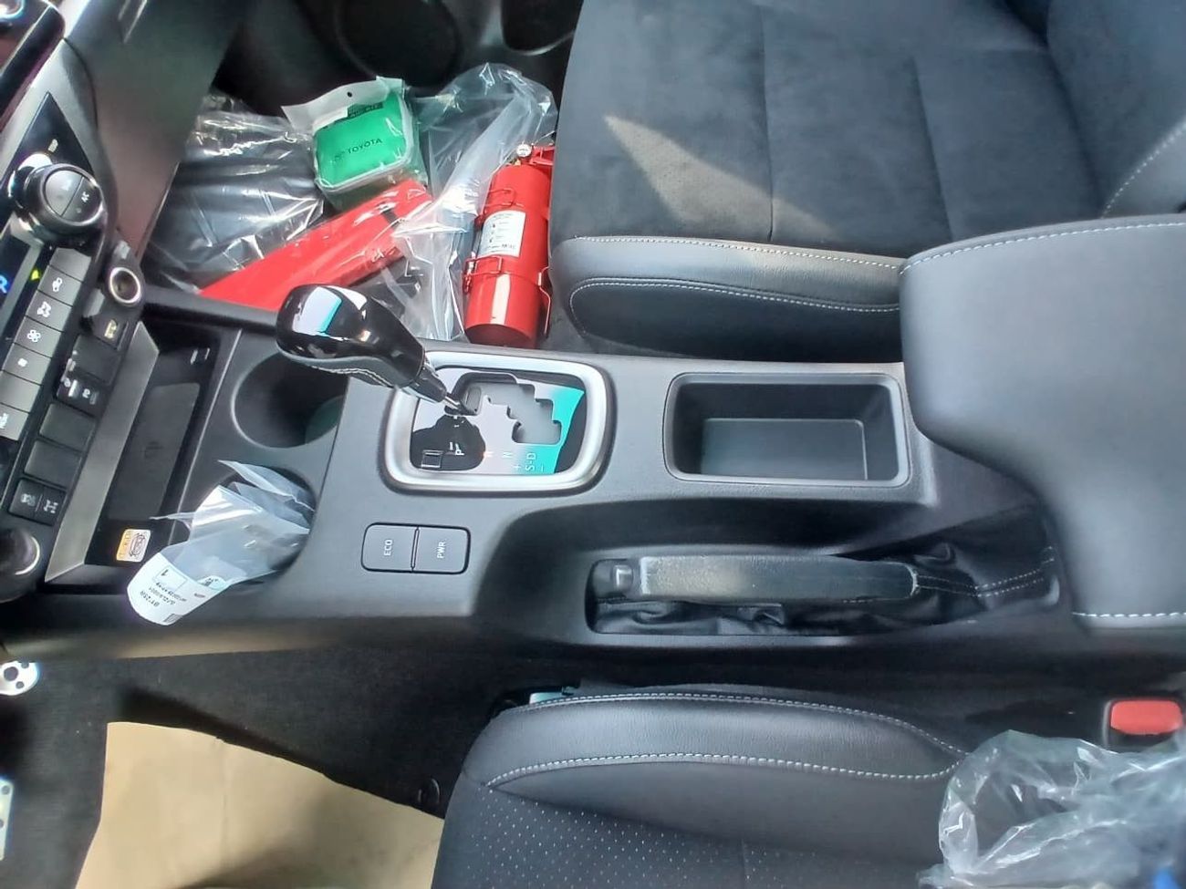 تويوتا هيلوكس TOYOTA HILUX GR SPORT - 2.8L- DSL - AT - 2026 MY (GCC)