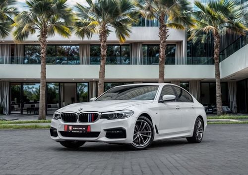بي أم دبليو 520i 520i M-Kit | 2,145 P.M | 0% Downpayment | Full BMW Service History!