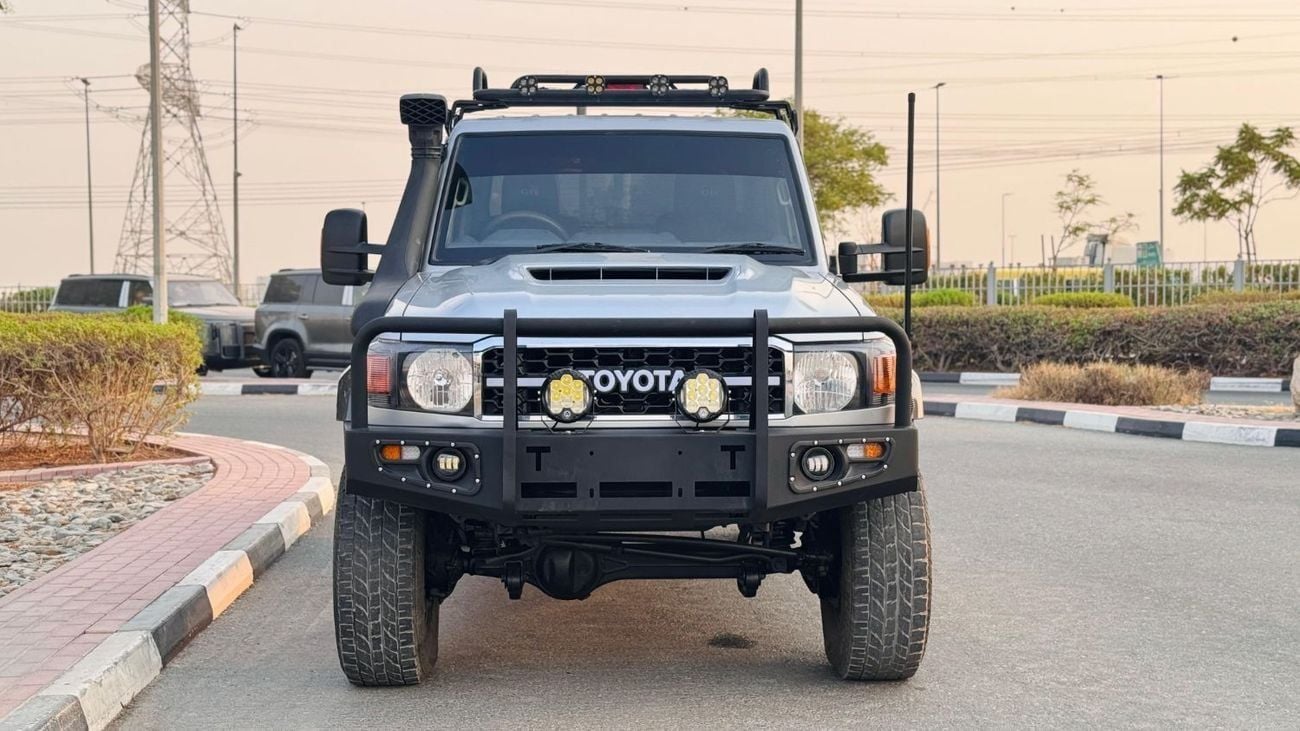 Toyota Land Cruiser Pick Up AFTER MARKET MODIFIED | SINGLE CABIN | 4.5L DIESEL ENGINE | MANUAL TRANSMISSION | RHD