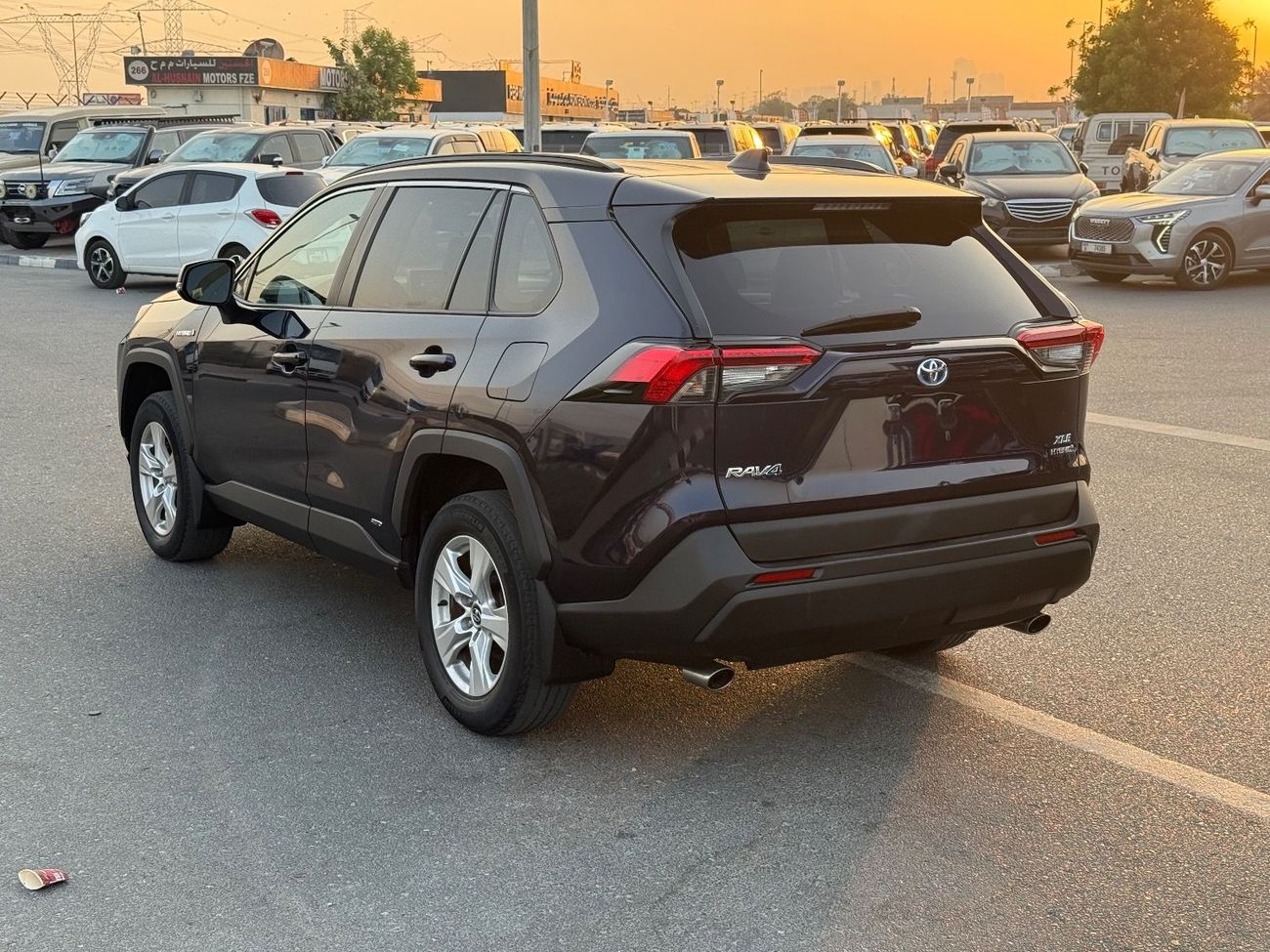 Toyota RAV4 XLE 2.5L 2020 TOYOTA RAV4 XLE HYBRID 4x4 FULL OPTIONS IMPORTED FROM USA