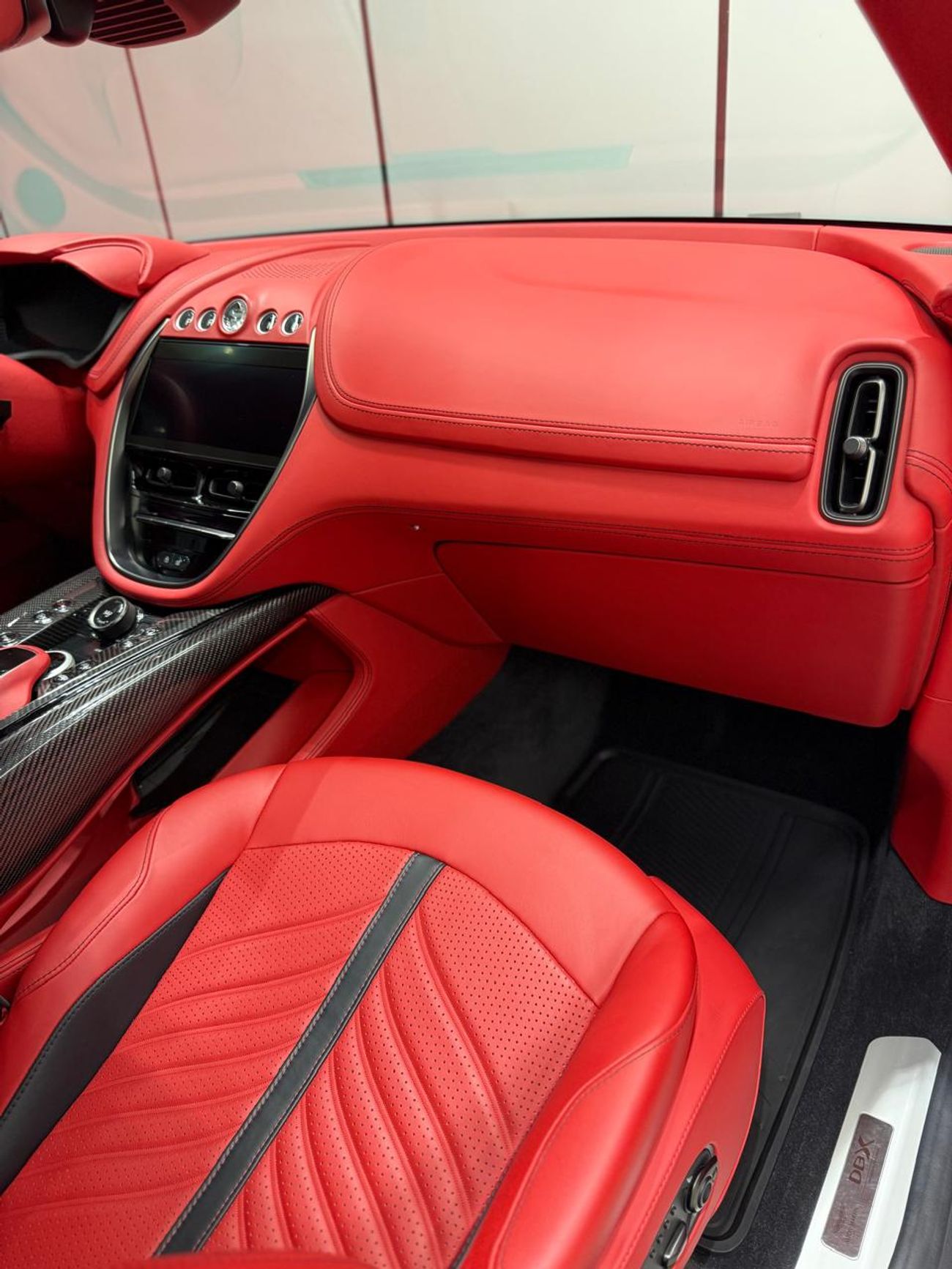 Aston Martin DBX 707 | GCC Specs | Dealer Warranty & Service Contract