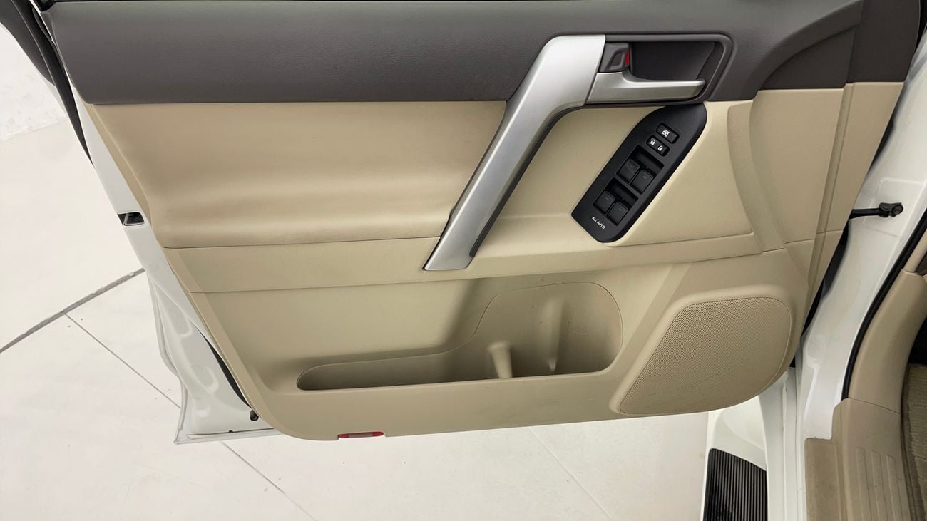 تويوتا لاند كروزر ADVENTURE 4 | بدون دفعة مقدمة | اختبار قيادة مجاني للمنزل