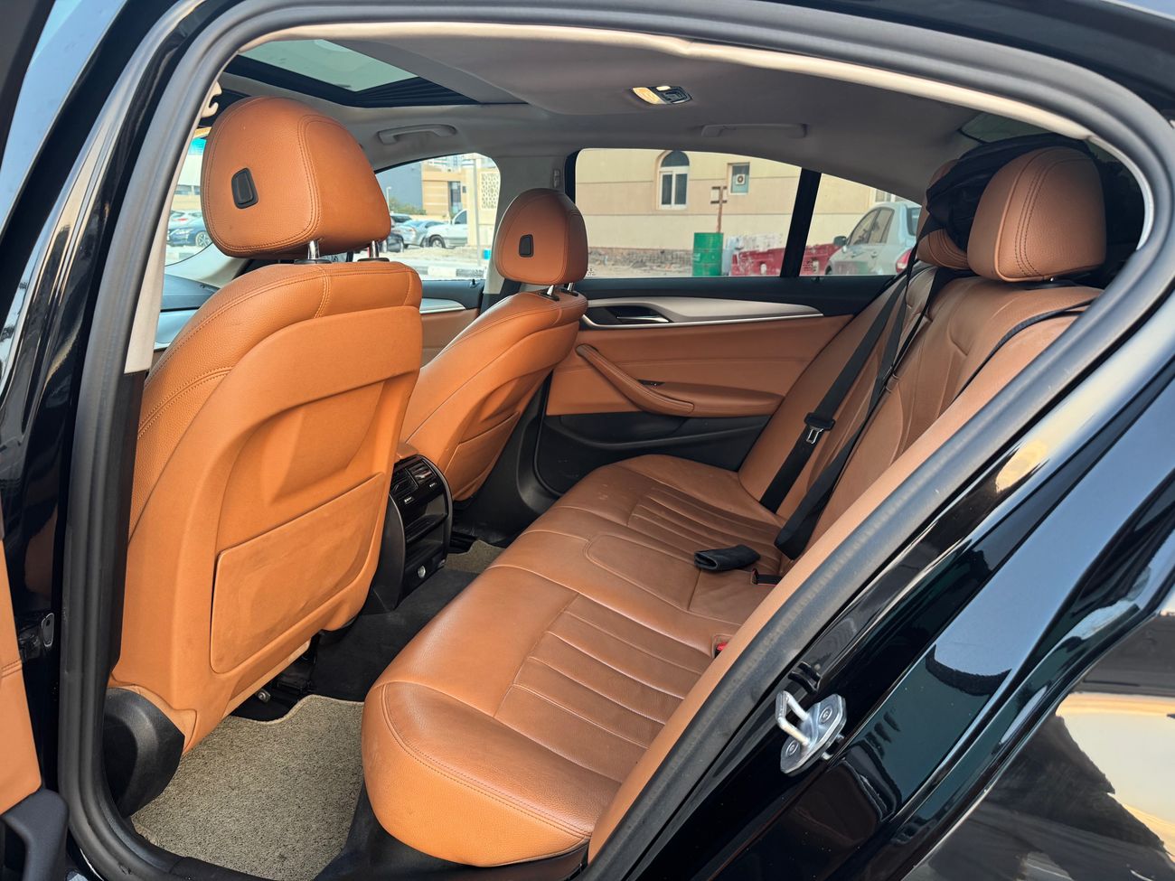 BMW 520i Middle East Edition 2.0L