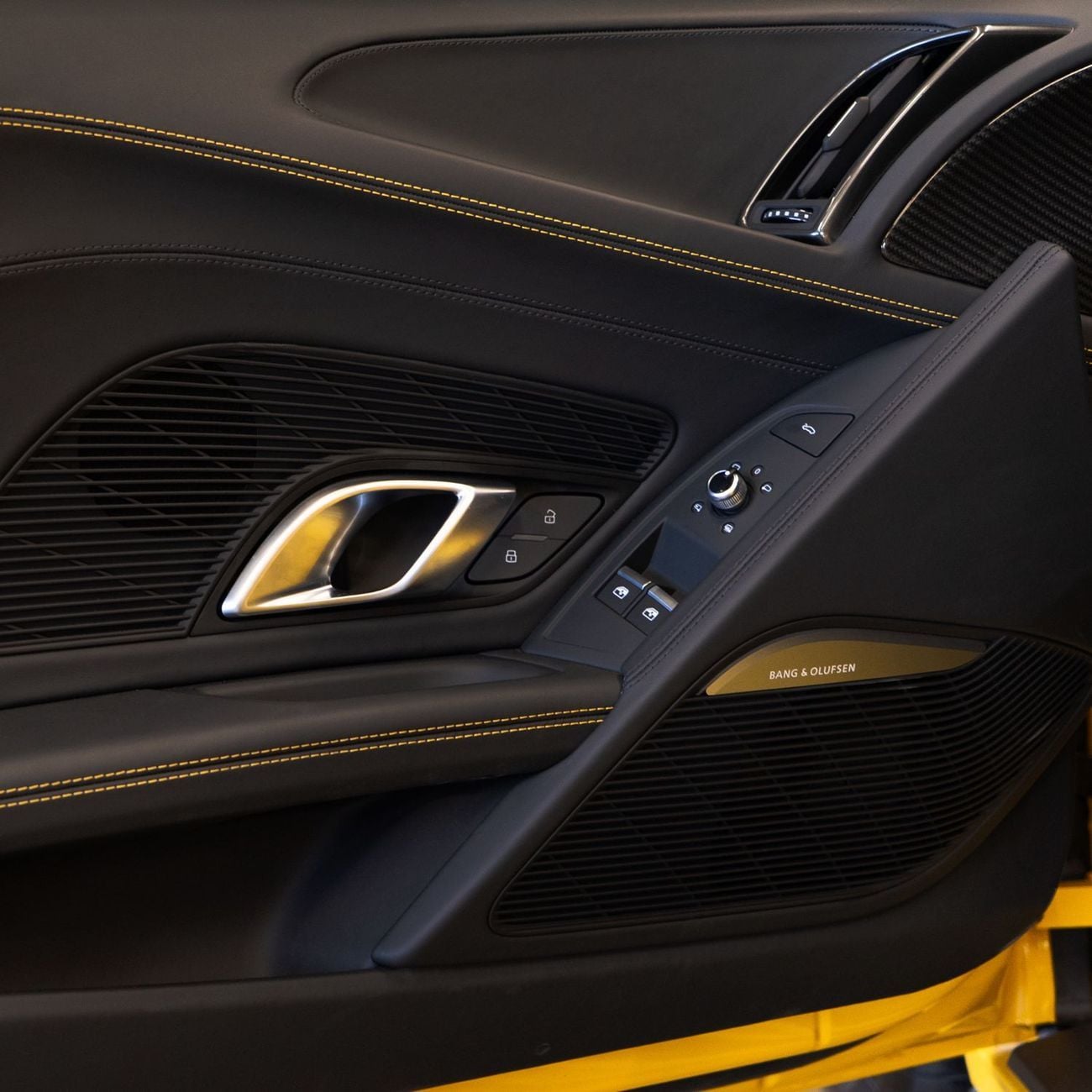 Audi R8 AED 12,457 pm • 0% Downpayment • Audi R8 • Agency Warranty And Service Contract