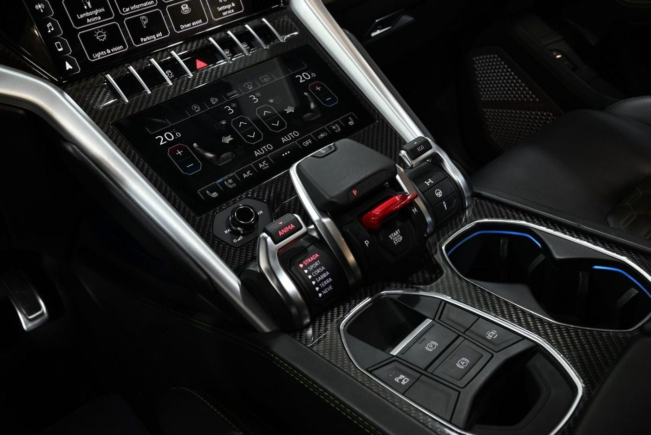 Lamborghini Urus STD 2022 Lamborghini Urus, 10/2026 Lamborghini Warranty, Lamborghini Service History, GCC
