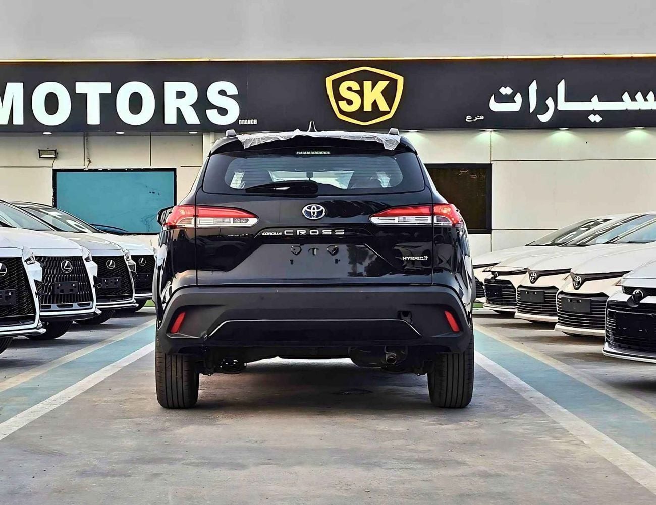Toyota Corolla Cross HYBRID /1.8L PETROL A/T / FULL OPTION / SUNROOF, LEATHER/ 17" ALLOY WHEELS/CODE#XLE