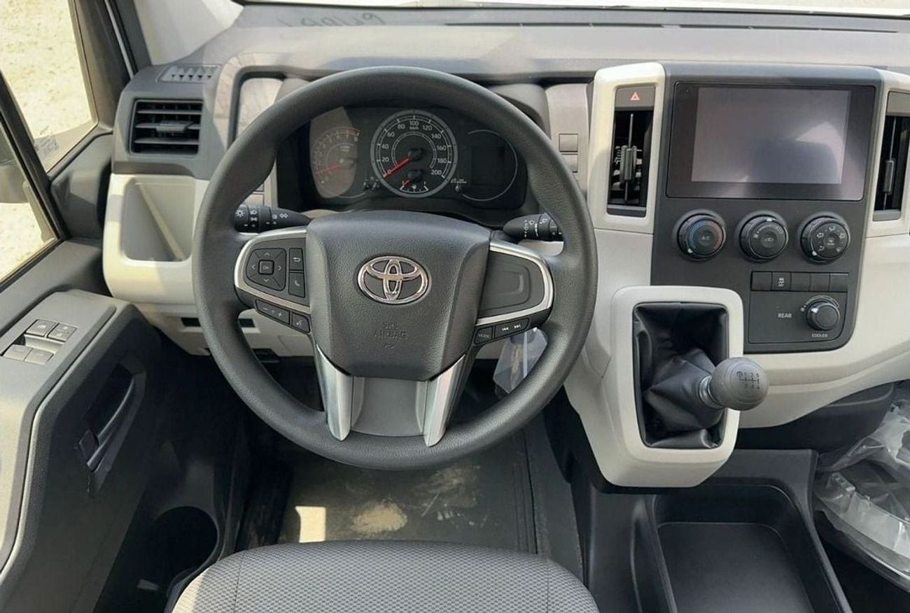 Toyota Hiace TOYOTA HIACE 3.5 PASSENGER MANUAL TRANSMISSION 2025 MODEL