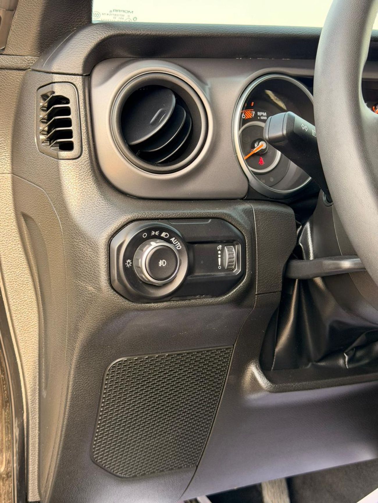 جيب رانجلر Jeep WRANGLER sport 4x4 2.0L  v4 270Hp petrol Engine Colour Black Interior black Transmission Automa