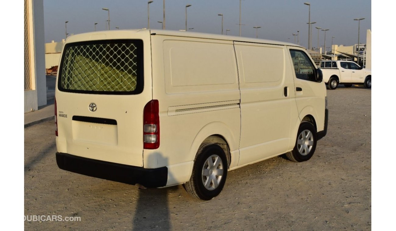 تويوتا هاياس TOYOTA HIACE CARGO VAN