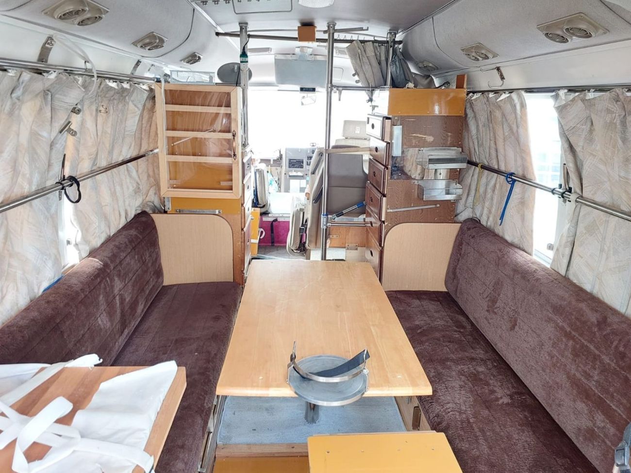 Nissan Civilian NISSAN CIVILIAN BUS RHD 1995 MODEL 4.1 L DIESEL MANUAL(PM35185)