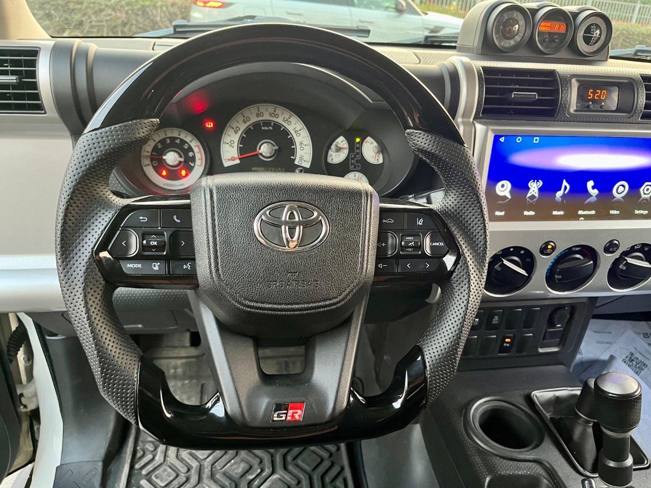 تويوتا إف جي كروزر GXR 4.0L A/T