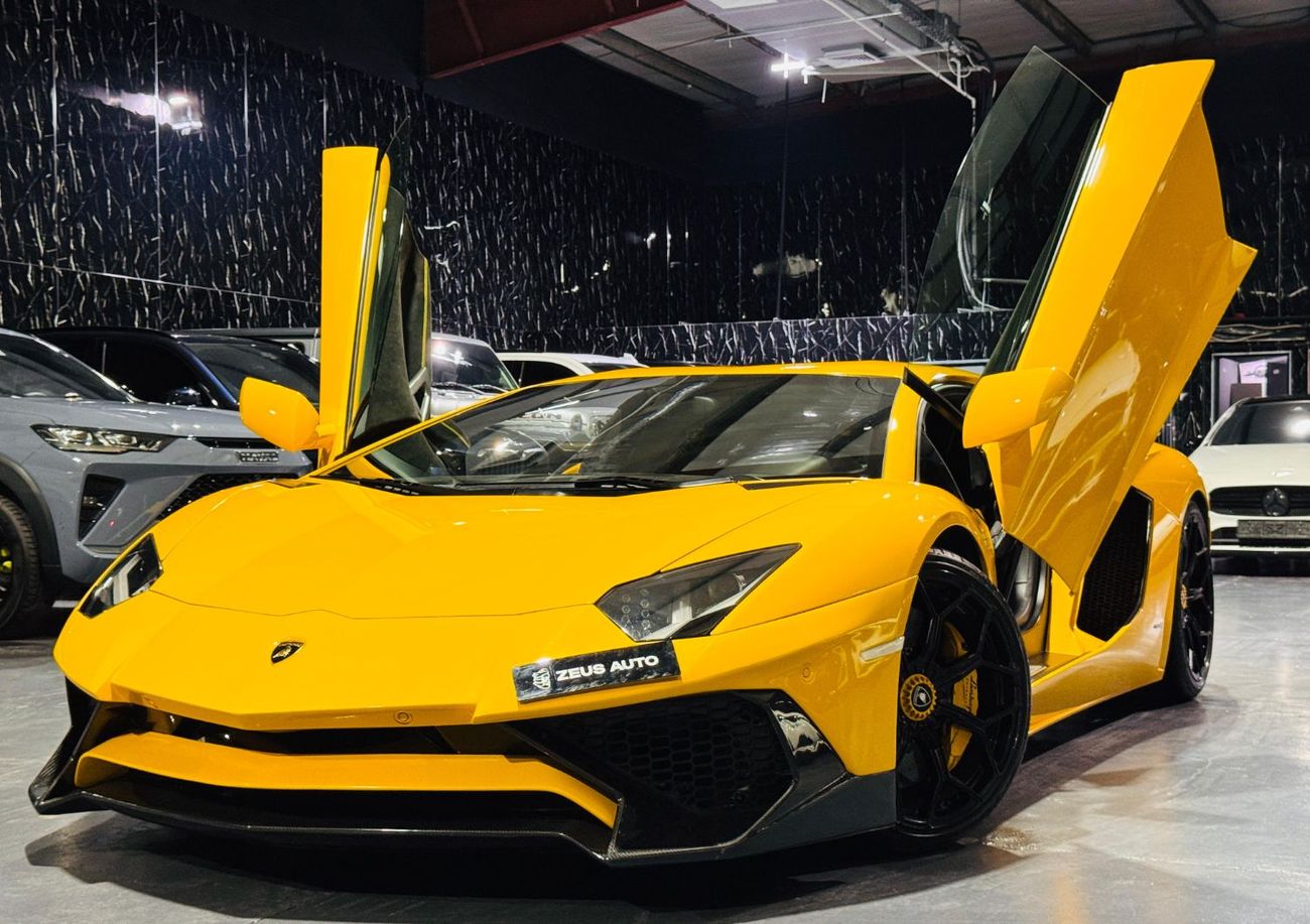 لامبورغيني أفينتادور 6.5L V12 2014 Lamborghini Aventador LP 700-4 GCC
