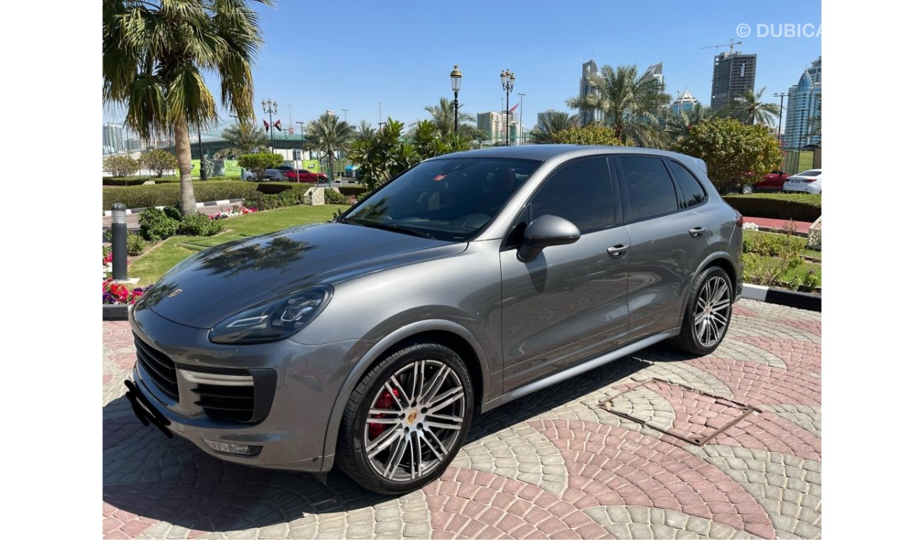 Porsche Cayenne GTS