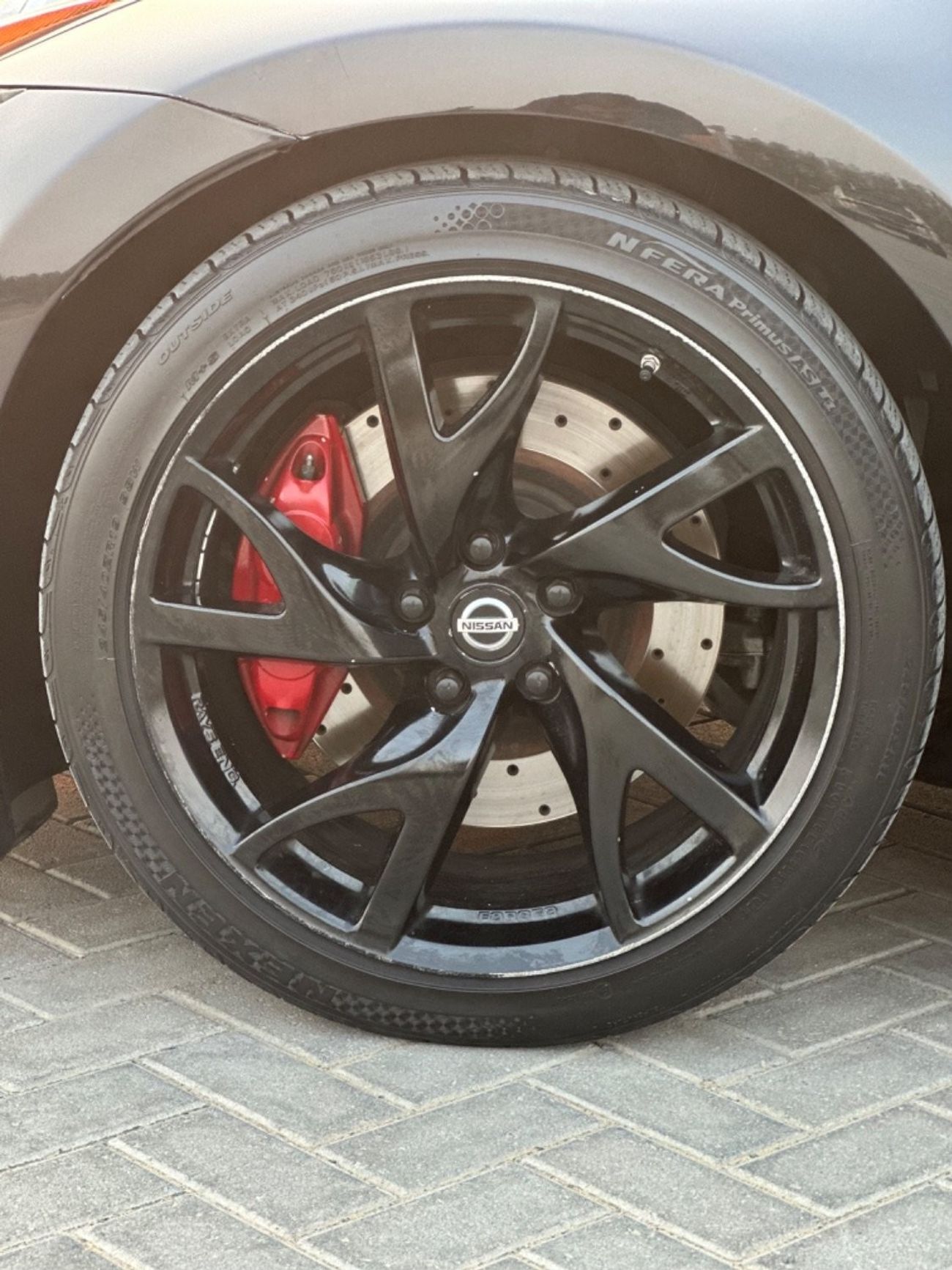 نيسان 370Z سبورت موديل 2016 خليجي فل مواصفات حاله ممتازه من الداخل والخارج مالك واحد من الوكاله