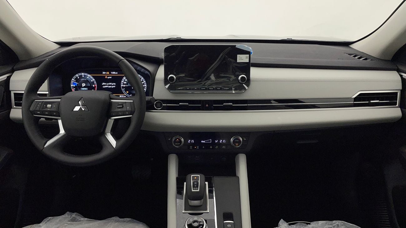 ميتسوبيشي آوتلاندر HIGHLINE 2.5 | بدون دفعة مقدمة | اختبار القيادة في المنزل