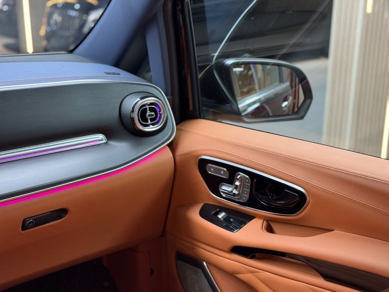 مرسيدس بنز V 300