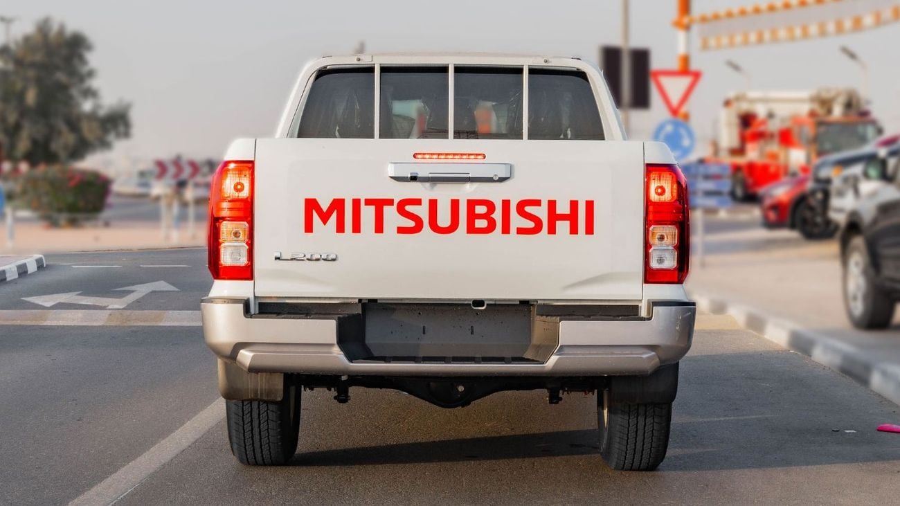 ميتسوبيشي L200 2026 Mitsubishi L200 GL 2.4L MT Petrol With Screen