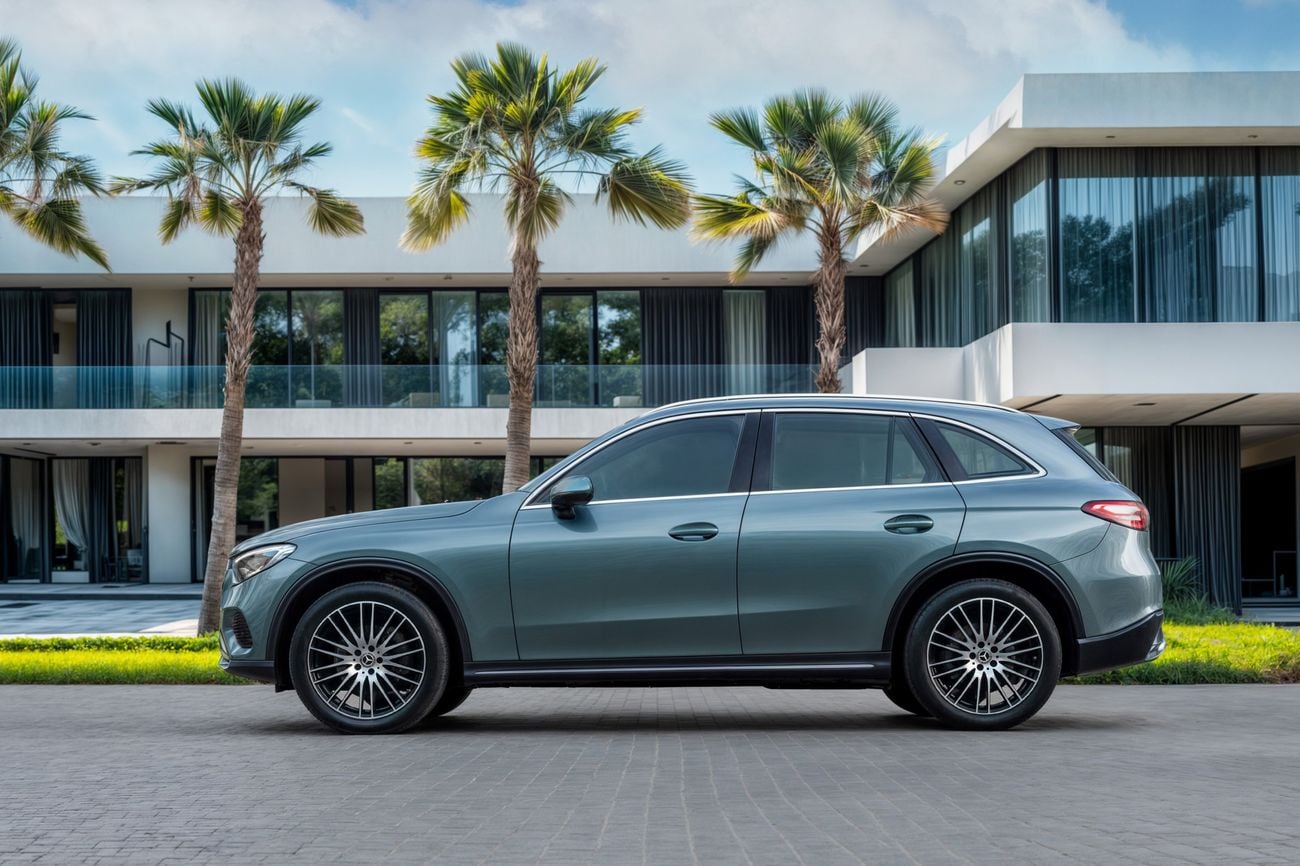 Mercedes Benz GLC200 GLC 200 | 4,994 P.M | 0% Downpayment | AMG | Perfect Condition!