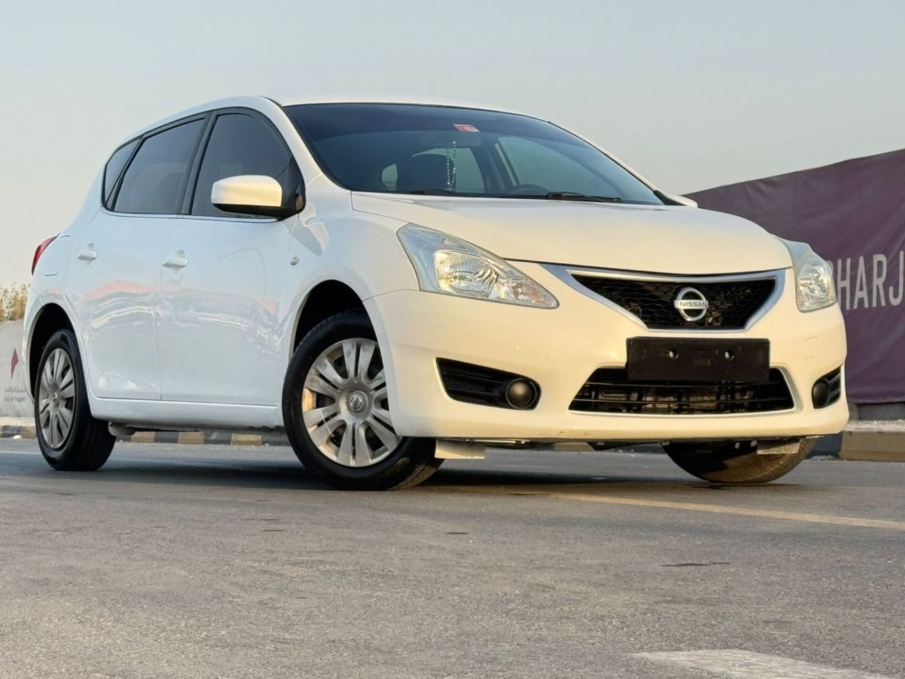 Nissan Tiida S 1.6L Sedan Hatchback Perfect inside and out