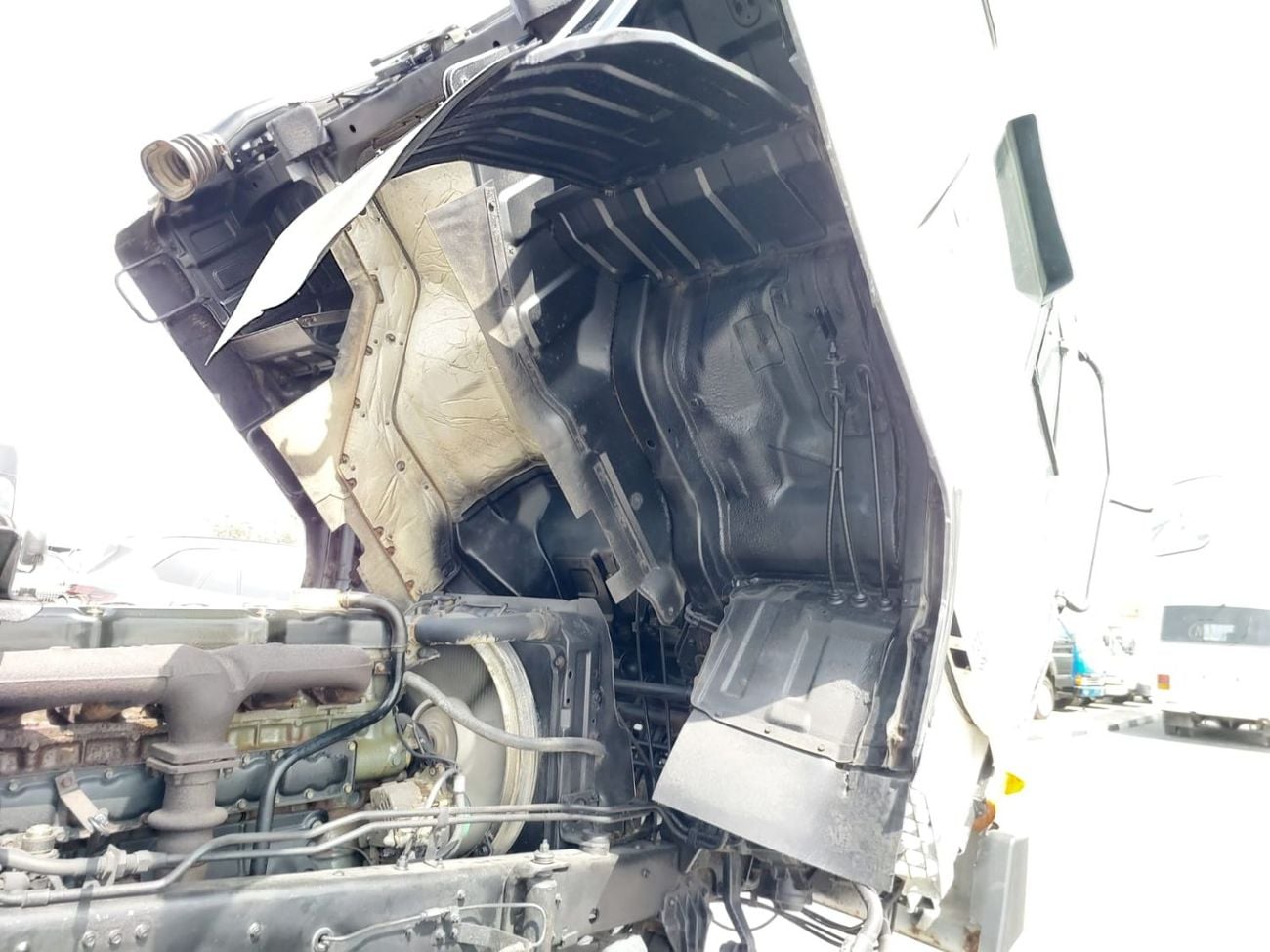 Mitsubishi Fighter (RAMADAN OFFER) MITSUBISHI FIGHTER TRUCK RHD 1990 MODEL 7.5 L DIESEL MANUAL(PM40032)