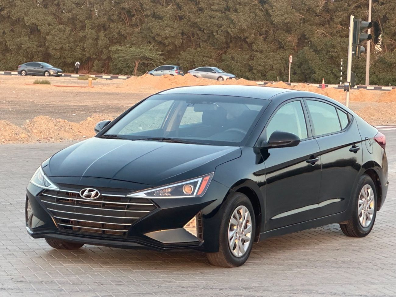 Hyundai Elantra GL 2.0L MODEL 2020 Car. PERFECT condition inside and outsidee