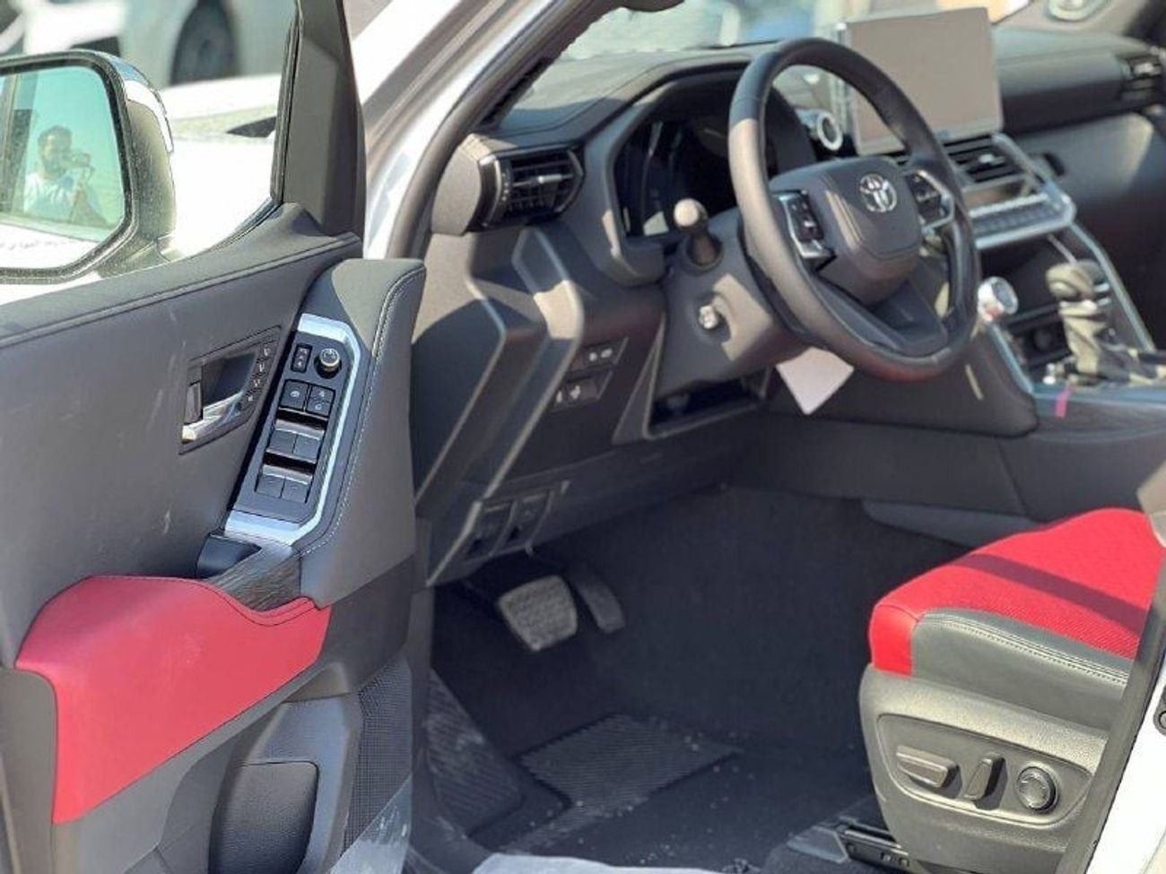 Toyota Land Cruiser VXR 3.3L DSL A/T // 2025 // FULL OPTION WITH RADAR , 360 CAMERA , LEATHER & POWER & COOLING SEATS //