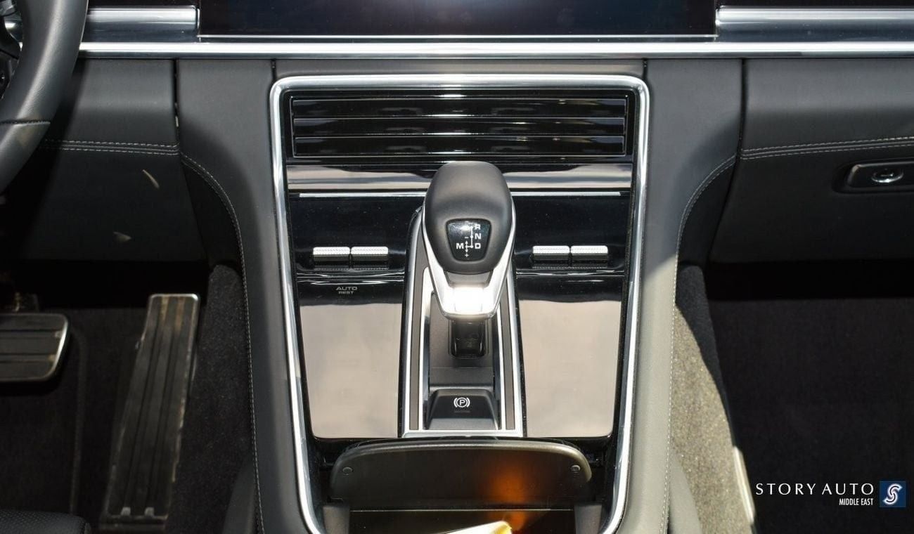 بورش باناميرا E‐Hybrid Sport Turismo  V8 Aut. (For Local Sales plus 10% for Customs & VAT)