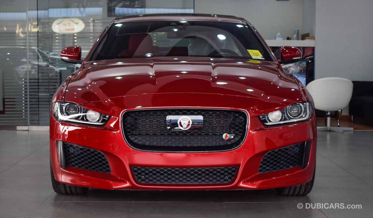 Jaguar XE S