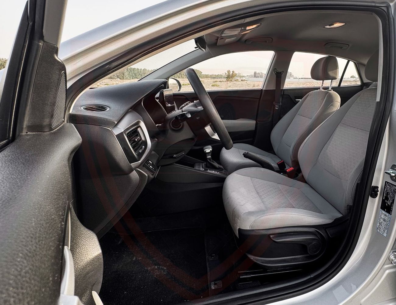 Kia Rio EX 1.4L (107 HP) Sedan Kia Rio 1.4L 2022 GCC accident free in excellent condition 581 P.M