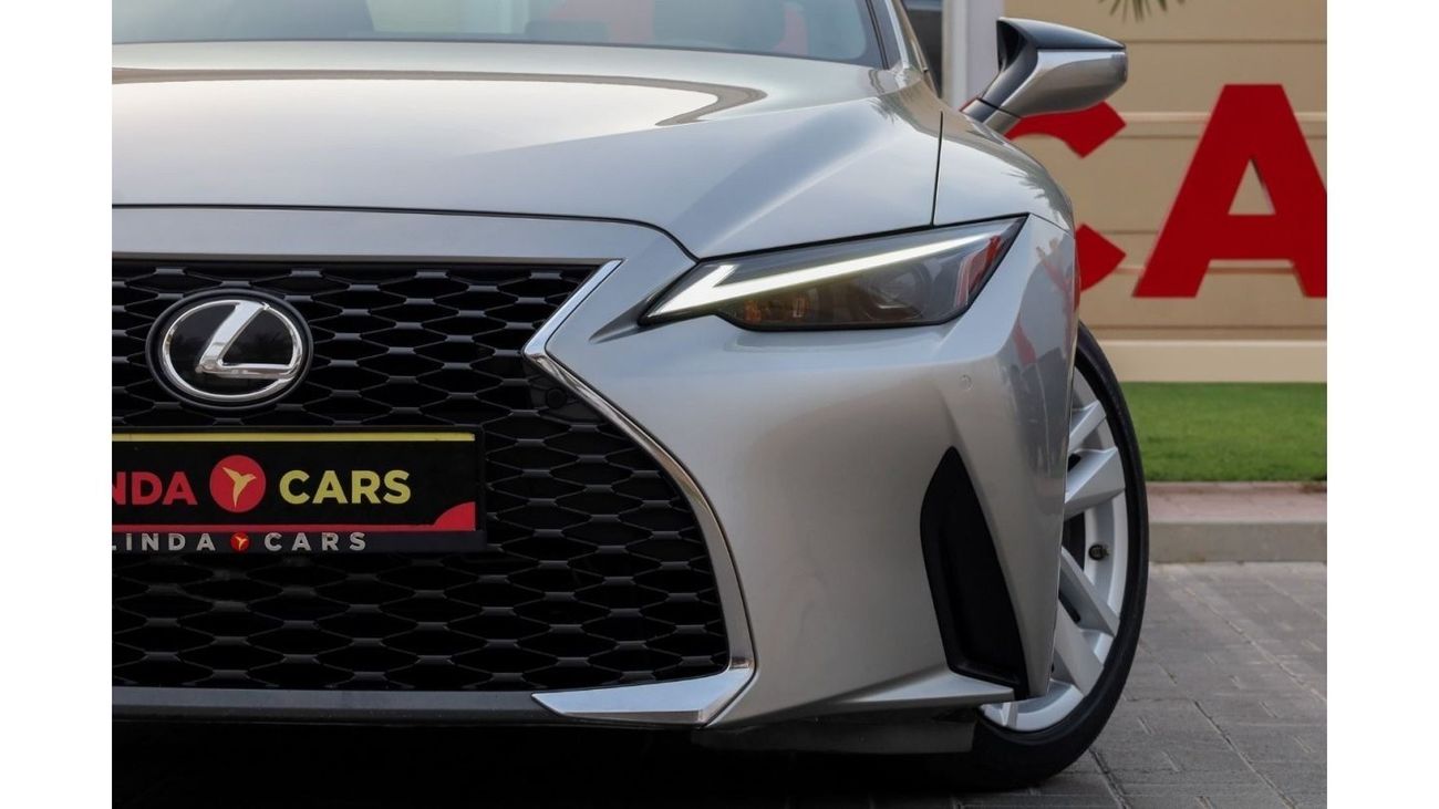 Lexus IS300 Premier Lexus IS300 2021 GCC under Warranty with Flexible Down-Payment/ Flood Free.