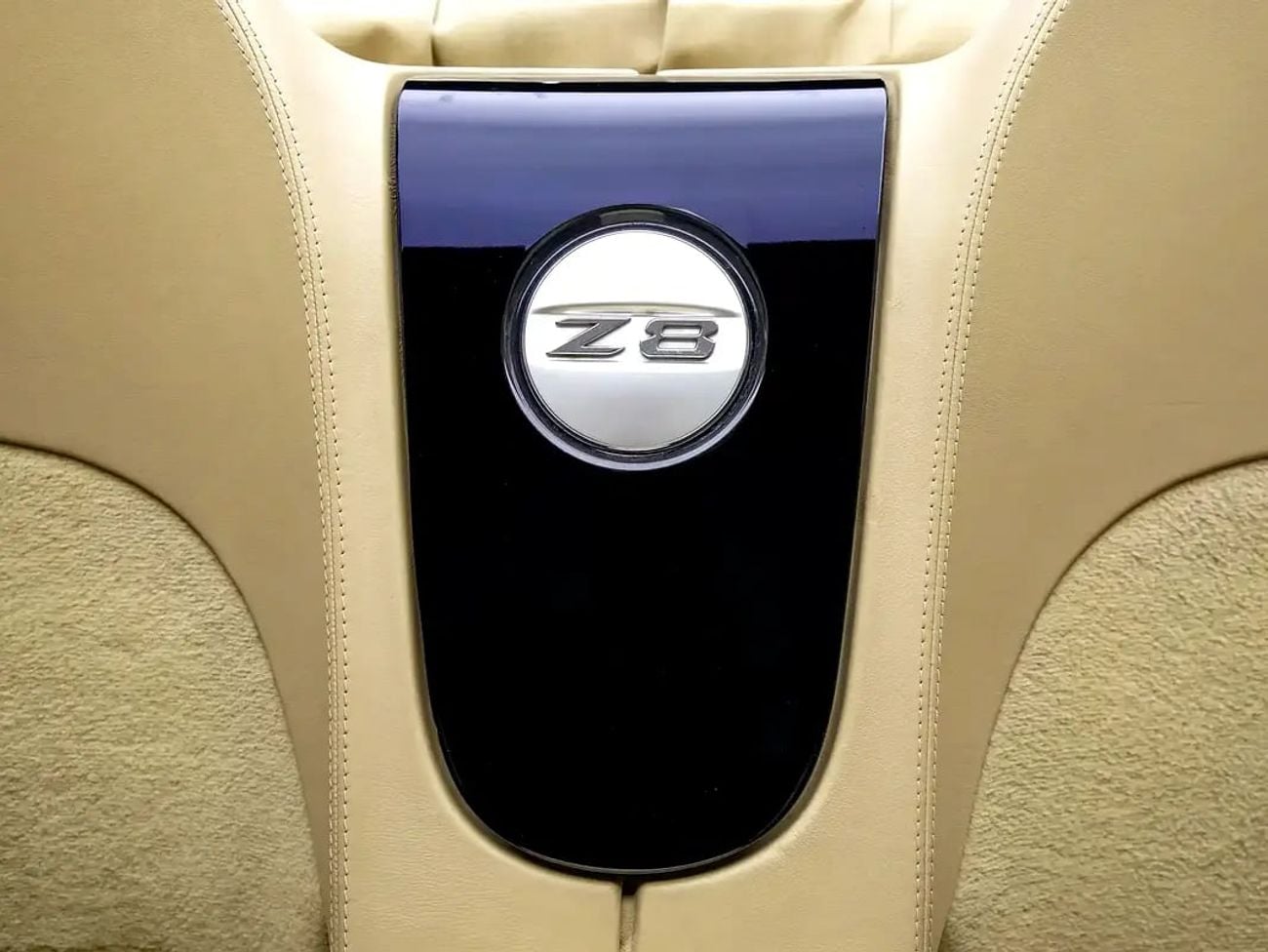 BMW Z8 MW | | GCC Spec Manual Transmission - Classic Roadster