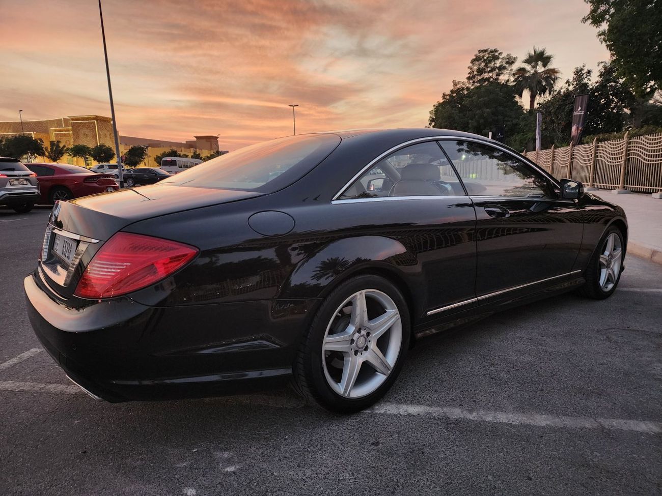 Mercedes-Benz CL 500 Mercedes-Benz CL500 Year Model: 2014 GCC Specifications  Low Kilometer Driven   Well maintained and 