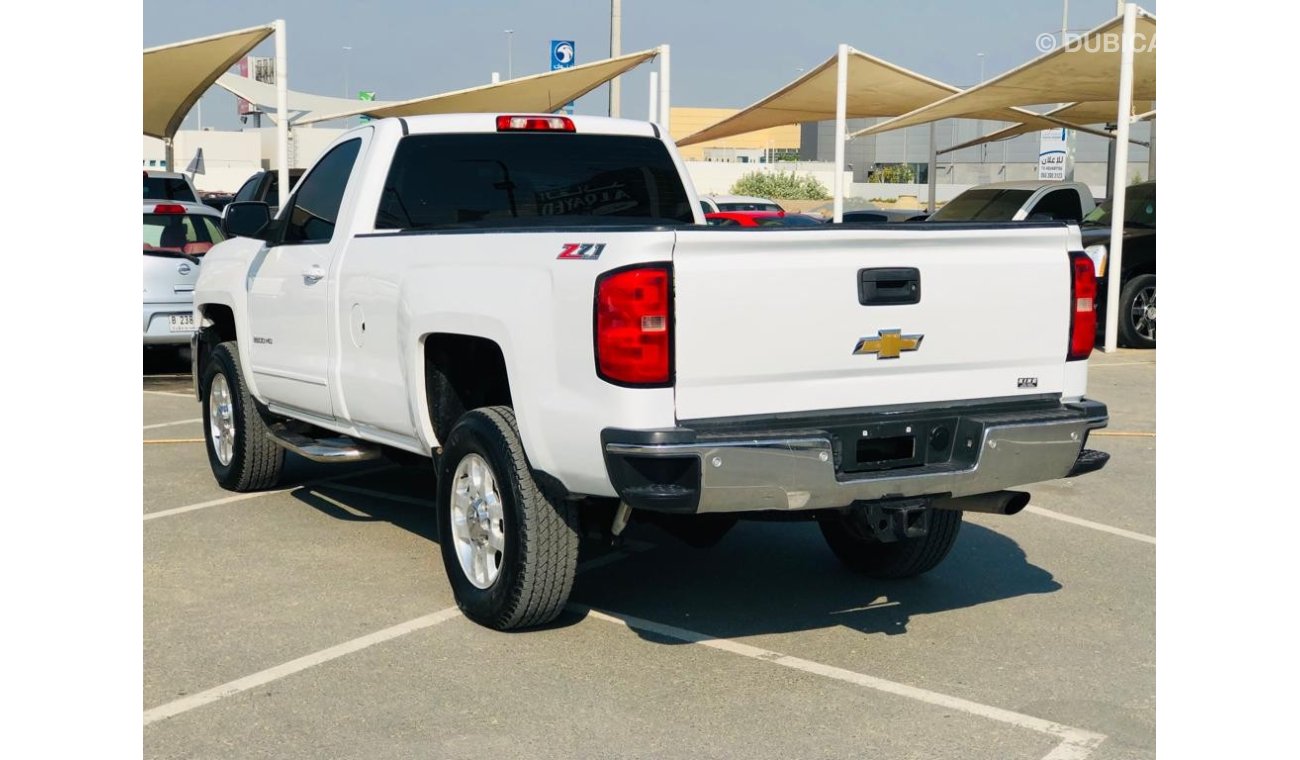 Chevrolet Silverado Chevrolet Silverado pick up 2015 GCC perfect condition