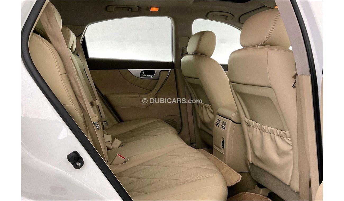 Infiniti QX70 Luxury / Luxe Sensory| 1 year free warranty | Flood Free