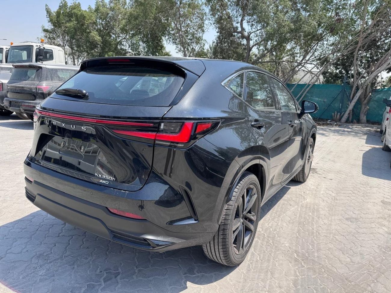 Lexus NX350 Lexus NX350 Hybrid 2025
