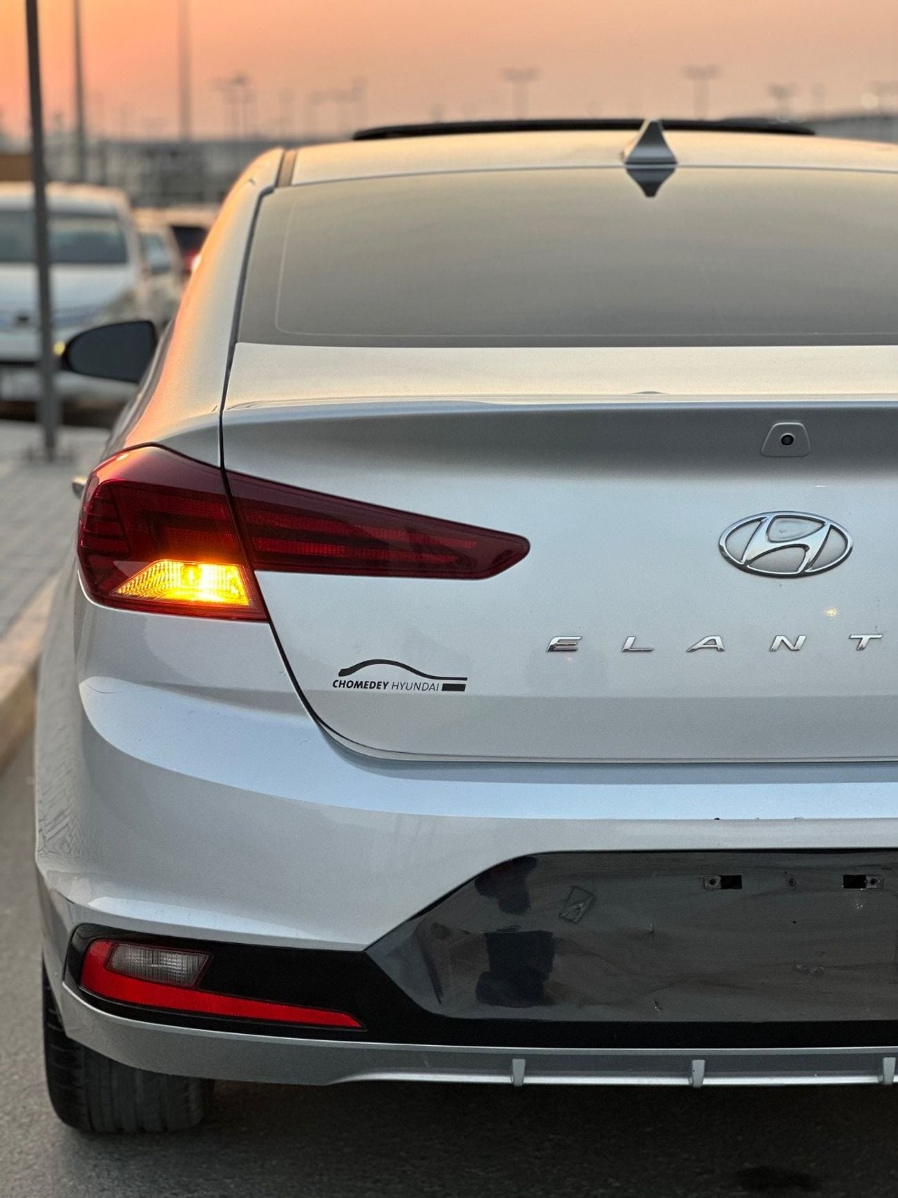 هيونداي إلانترا GLS