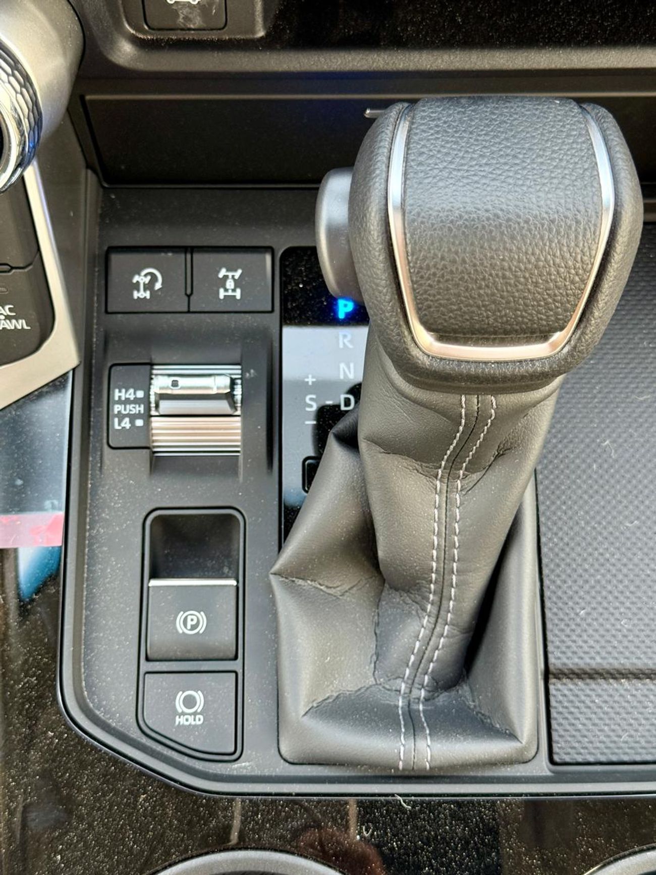 تويوتا لاند كروزر GXR 4.0L