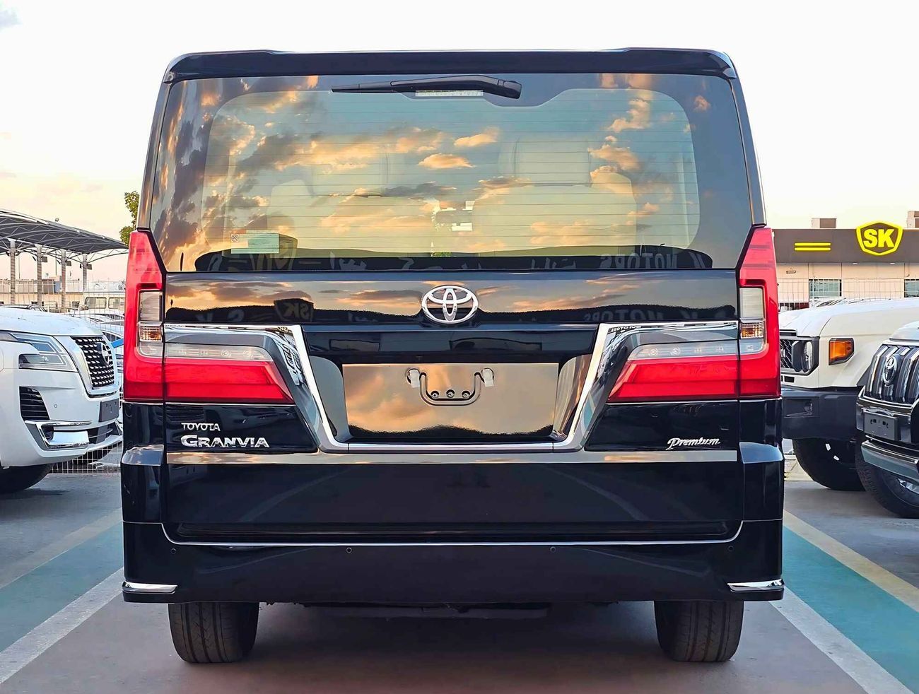 Toyota Granvia PREMIUM, 3.5L V6 PETROL A/T, 360* CAMERAS /  VSC 8” MULTIMEDIA OTTOMAN SEATS (CODE #  69029)