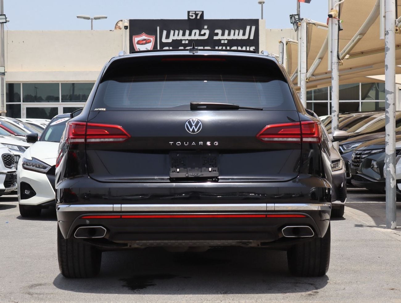 Volkswagen Touareg ATMOSPHERE HIGHLINE - FULL OPTION - FULL SERVICE HISTORY FROM DEALER - ORIGINAL PAINT - BRAND NEW CO