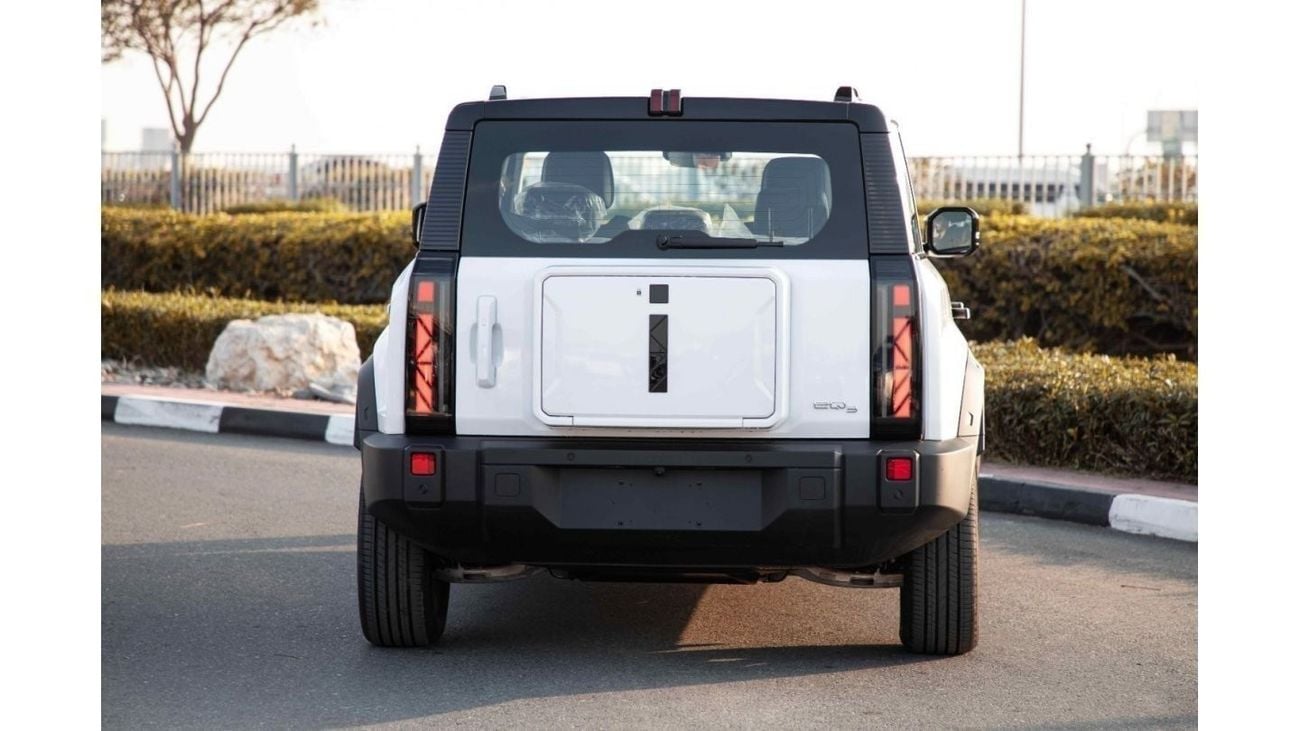 Chery iCar 03 2024 ICAR EQ3 V2 Long Range - White inside Green | Export Only