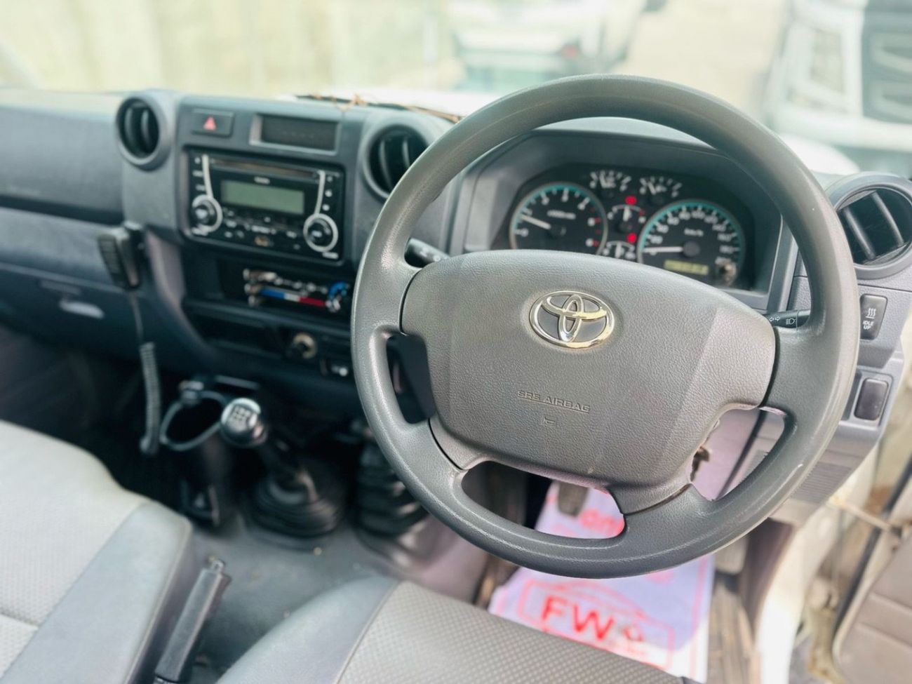 Toyota Land Cruiser Pick Up Std 4.0L Single Cab Utility 4WD Toyota Land Cruiser Pickup Single Cabin model 2013 Diesel white colo