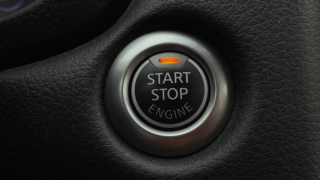 نيسان إكستيرا SE 2.5 | بدون دفعة مقدمة | اختبار القيادة في المنزل